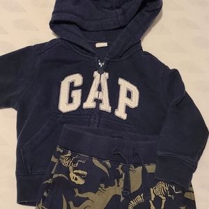 Baby Gap outfit